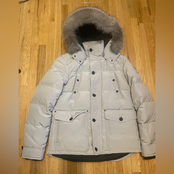 Moose Knuckles Round island Jacket. *SOLD* - Picture 4 of 13